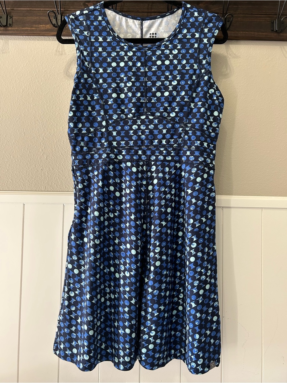 Title Nine Dream Fit & Flare Polka Dot Stiched Sleeveless Blue Athletic Dress M